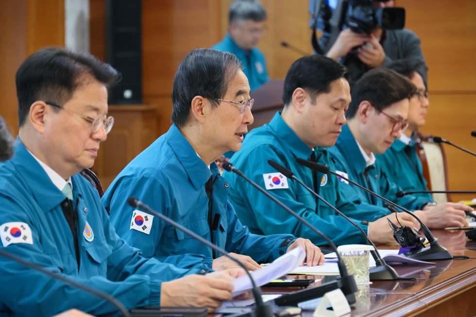 Meeting to Central Disaster and Safety Countermeasures Headquarters