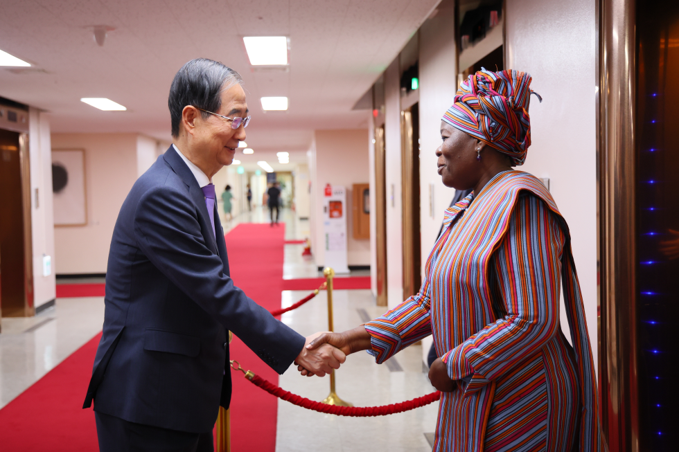 PM meets Vice President of Benin