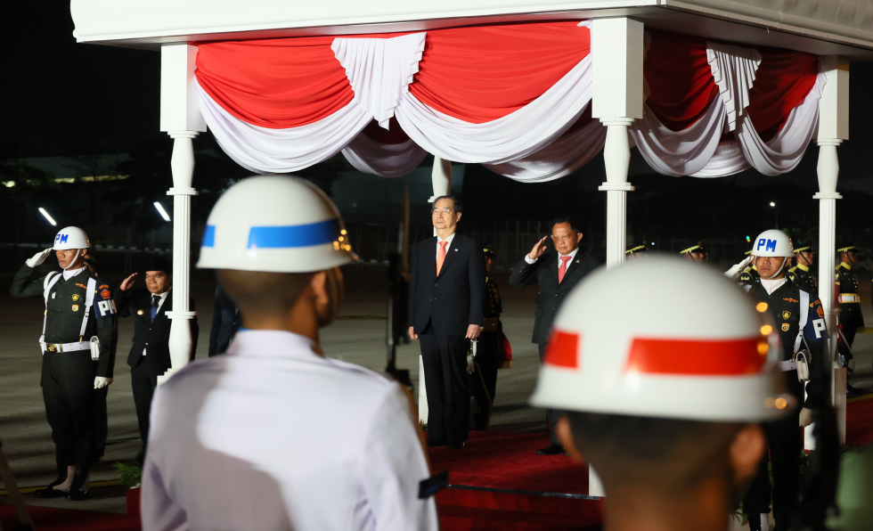 PM visits Jakarta, Indonesia