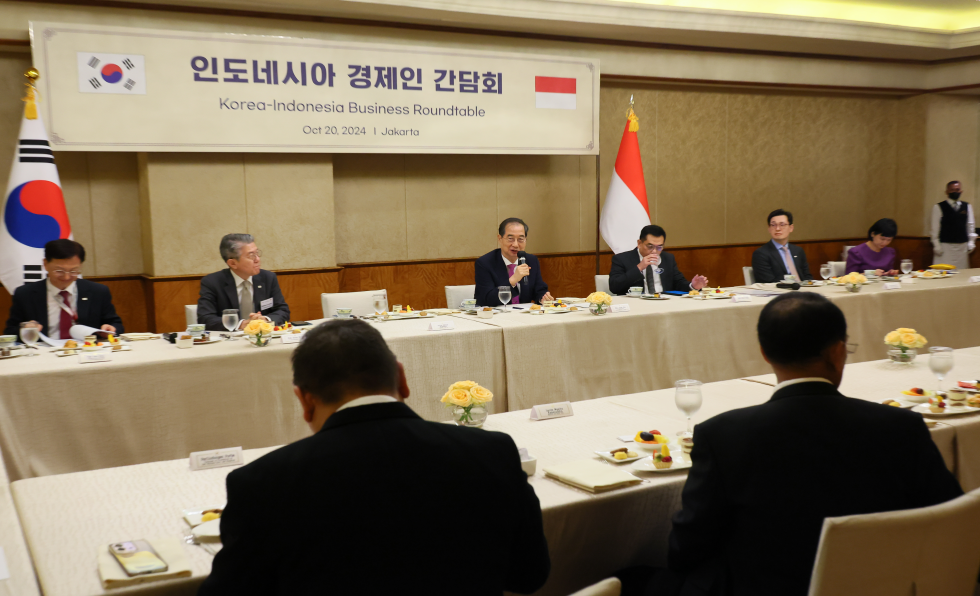 PM meets Indonesian business leaders