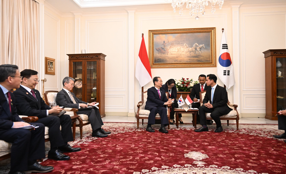 PM meets Indonesian Vice President