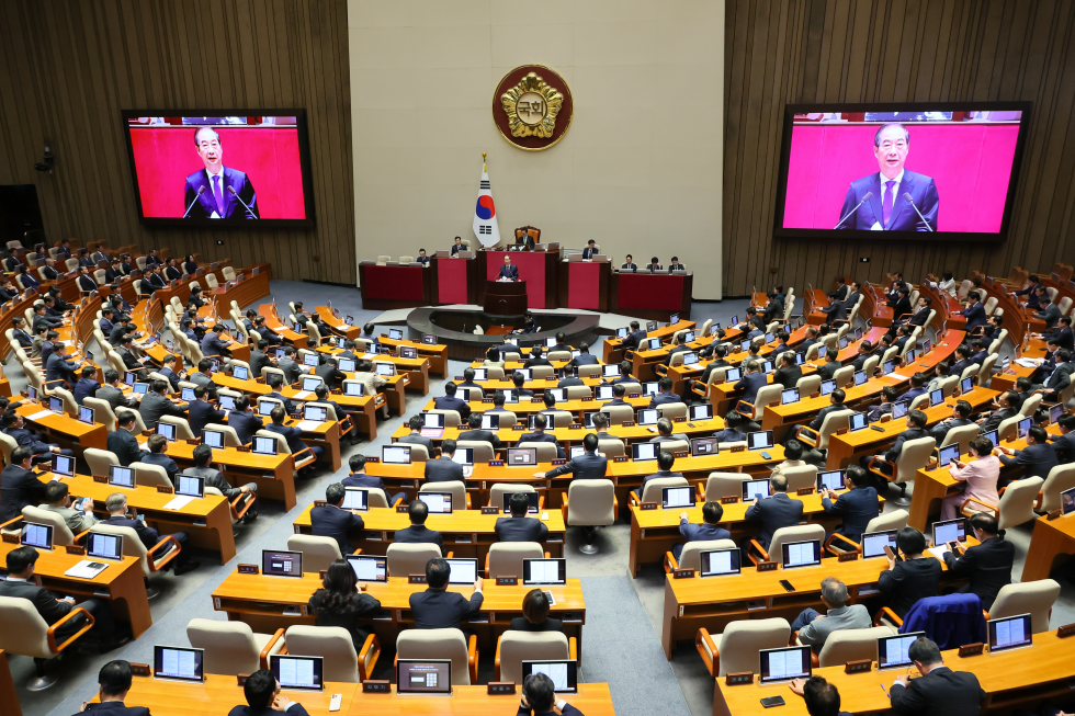 PM delivers budget speech