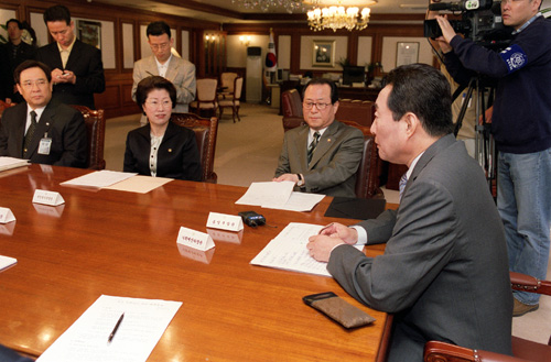 북한 용천역 폭발사고 대책 관계장관회의