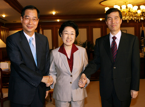 신.구 재정경제부장관 주요업무인수인계 접견