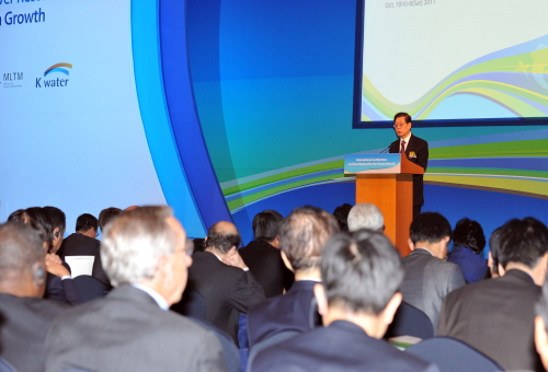 김 총리, 4대강살리기사업 국제학술회의 참석
