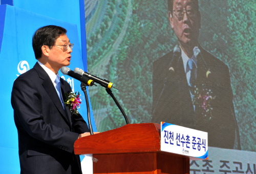 김 총리, 대한체육의 영광 진천시대 개막식 참석