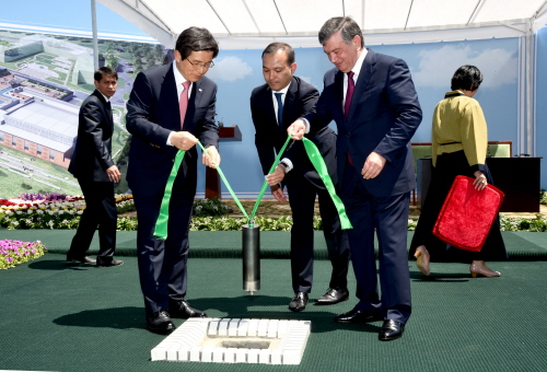 Prime Minister Hwang visits Uzbekistan