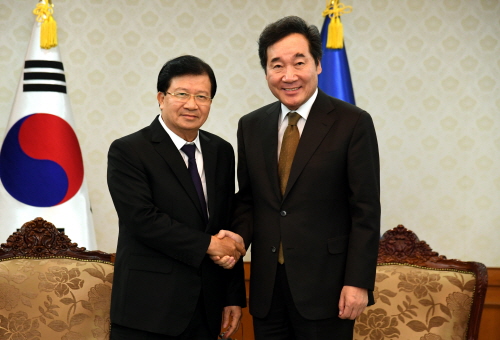 PM meets Vietnamese deputy PM