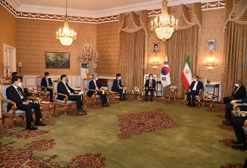 PM meets Iranian vice president