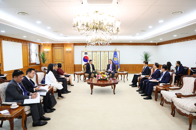 PM meets Minister of Foreign Affairs of Thailand