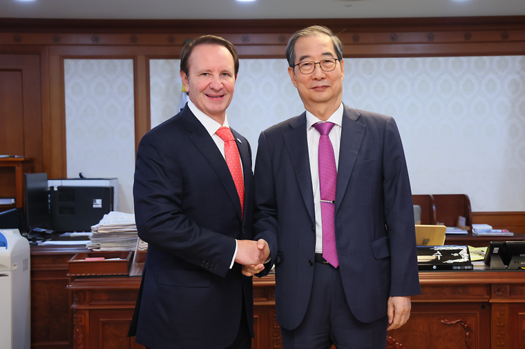 PM meets Jeff Landry, Governor of Louisiana