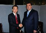 한승수총리 타지키스탄 대통령 회담