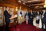 정 총리, 세계한인차세대대회 참석자 접견
