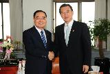 정 총리, 홍문표 예결위원장 예방