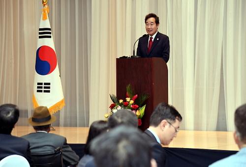 Prime minister meets S. Korean residents in Ecuador